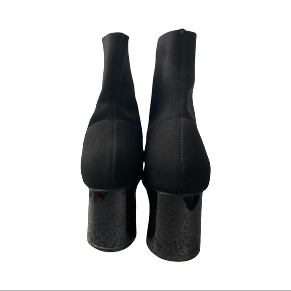 Zara Basic Black Fabric Round Heel Booties - Picture 5 of 7